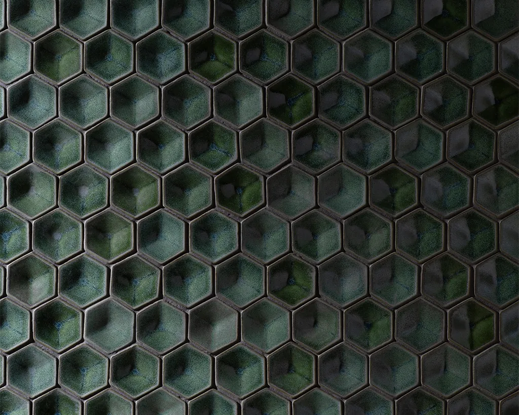 Botteganove groene klinker mozaïek in Sage en Obsidian Clay met brushed glow finish, handgemaakte wandbekleding