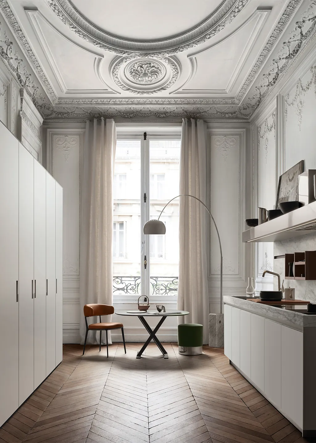 Luxe keuken van Arclinea met new pocket system, marmeren werkblad, bianca carrara